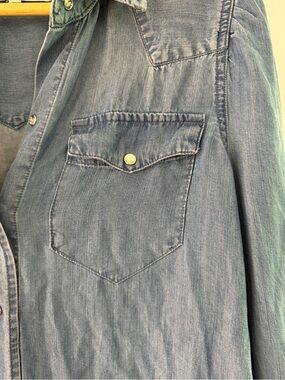 Dear John Chambray Western Shirt | Denim Button-Up | Pearl Snap | Size M